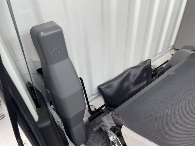 MITSUBISHI MINICAB truck 4WD 2012