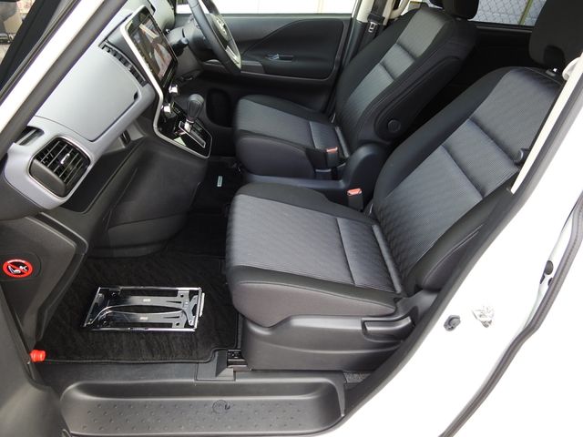 NISSAN SERENA  S-HYBRID 2022