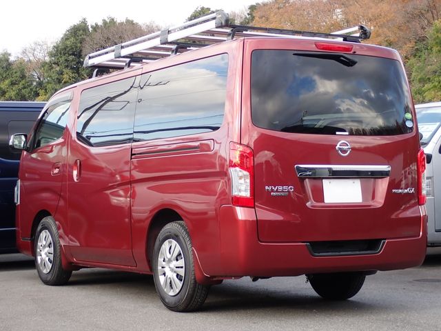 NISSAN NV350 CARAVAN 2018