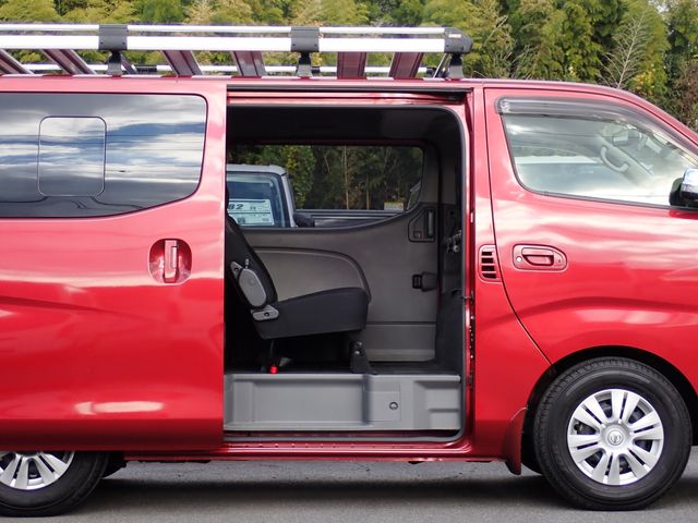 NISSAN NV350 CARAVAN 2018