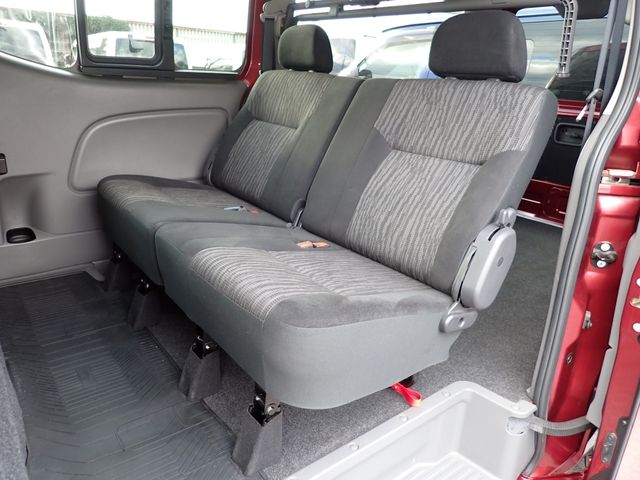 NISSAN NV350 CARAVAN 2018