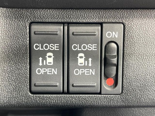 HONDA STEPWAGON SPADA 2015