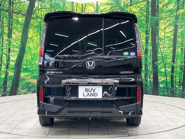 HONDA STEPWAGON SPADA 2015