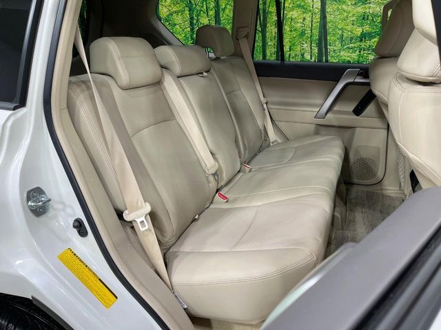 TOYOTA LANDCRUISER PRADO 2023