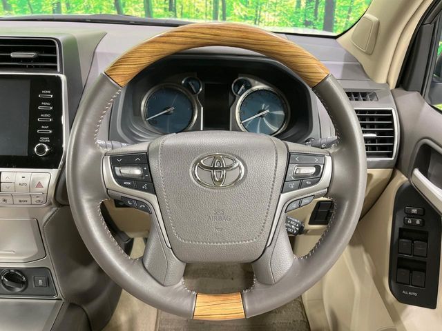 TOYOTA LANDCRUISER PRADO 2023