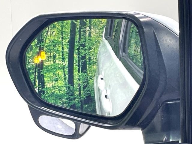 TOYOTA SIENTA HYBRID 2022