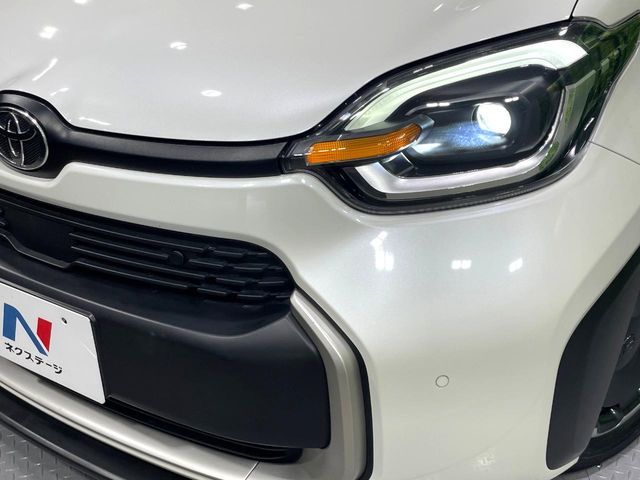 TOYOTA SIENTA HYBRID 2022