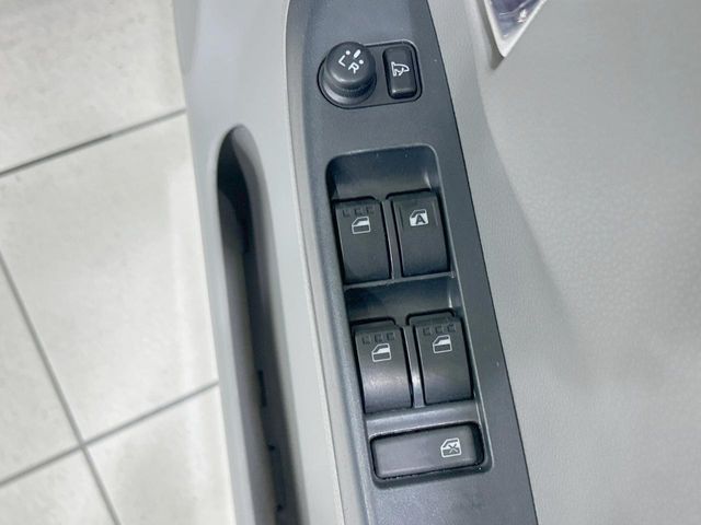 DAIHATSU MIRA e:S 2011