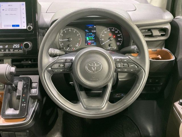 TOYOTA SIENTA 2022