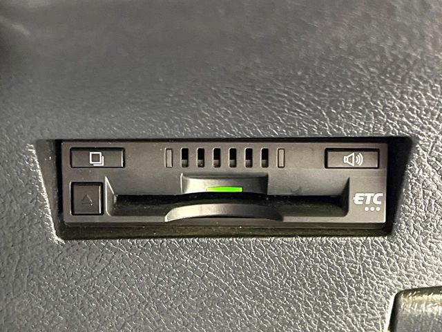 TOYOTA COROLLA FIELDER HYBRID 2019