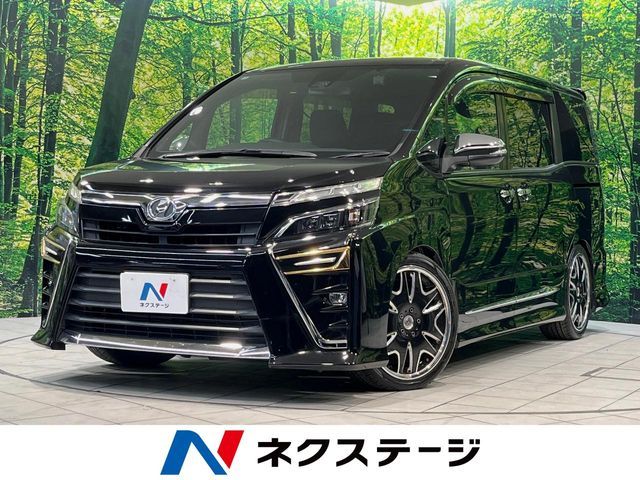 TOYOTA VOXY 2018