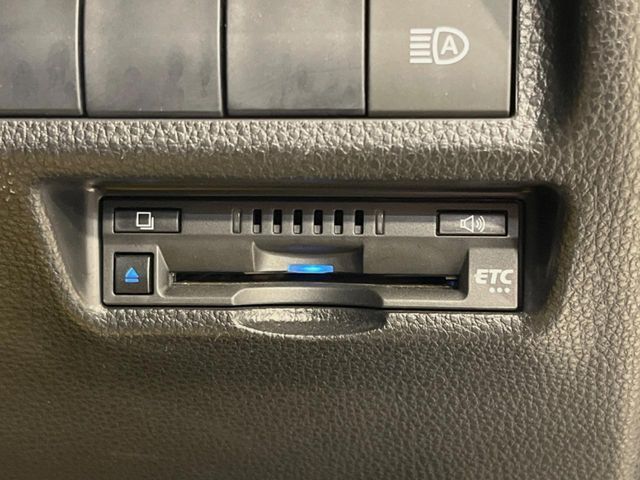 TOYOTA RAV4 4WD 2021