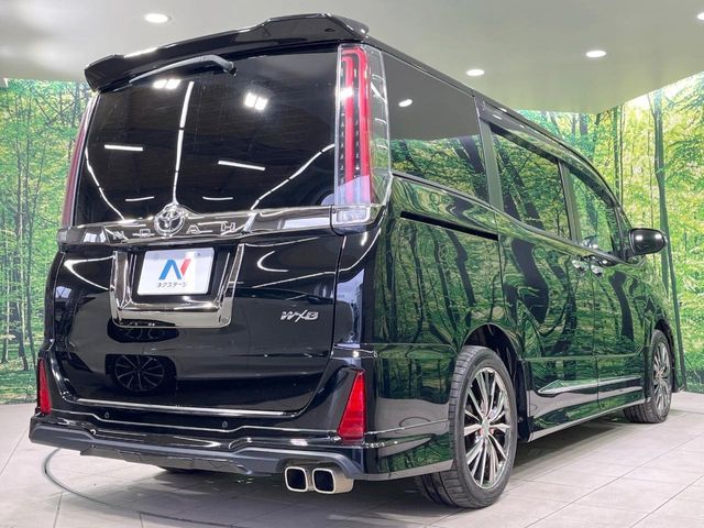 TOYOTA NOAH 2020