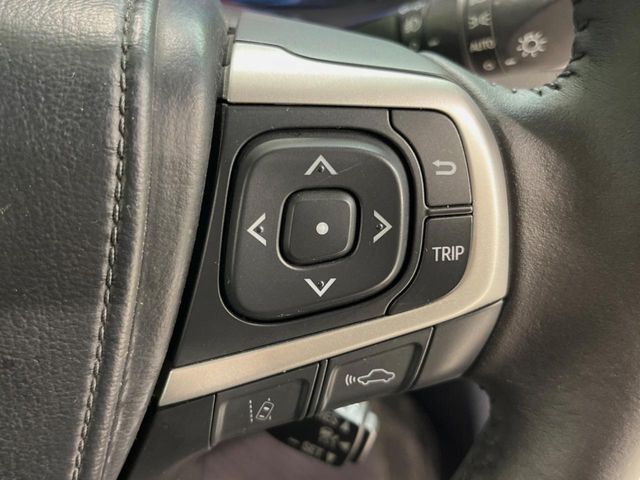 TOYOTA HARRIER 2WD 2016