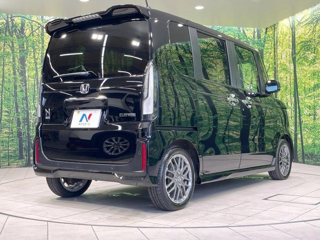 HONDA N BOX CUSTOM 2024