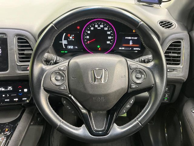 HONDA VEZEL HYBRID 2016