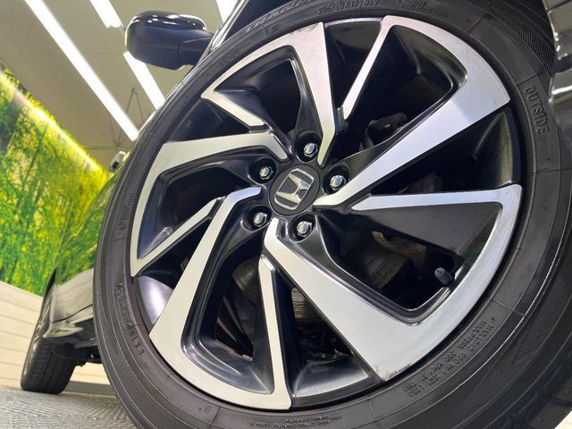 HONDA VEZEL HYBRID 2016