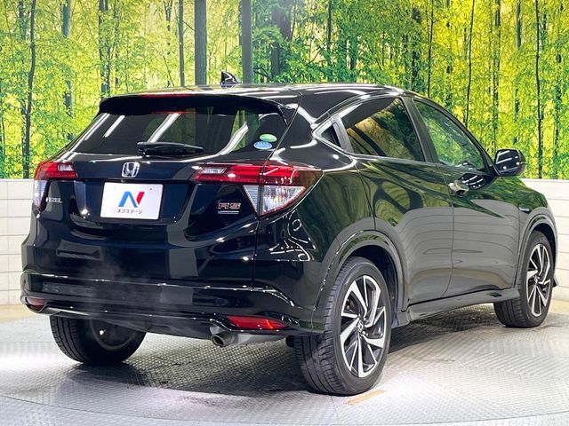 HONDA VEZEL HYBRID 2016
