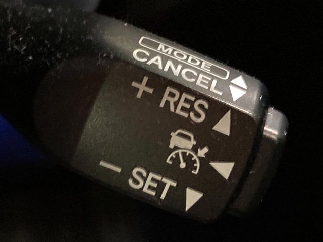 TOYOTA HARRIER 2WD 2016