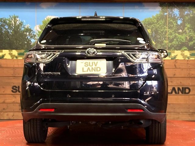 TOYOTA HARRIER 2WD 2016