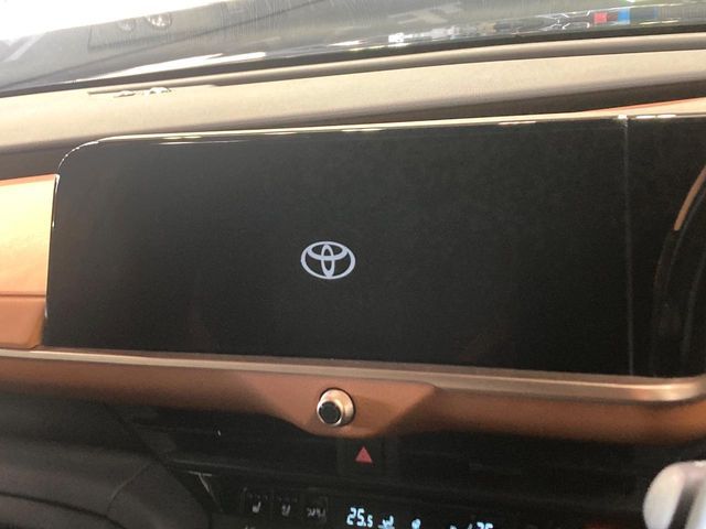 TOYOTA CROWN CROSSOVER 2023