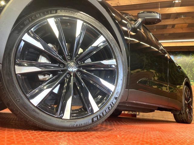 TOYOTA CROWN CROSSOVER 2023