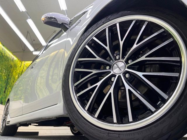 TOYOTA PRIUS Alpha 2016