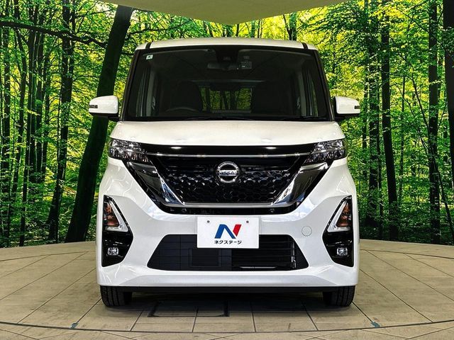 NISSAN ROOX 2023