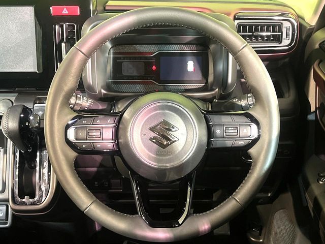 SUZUKI Spacia custom 4WD 2023