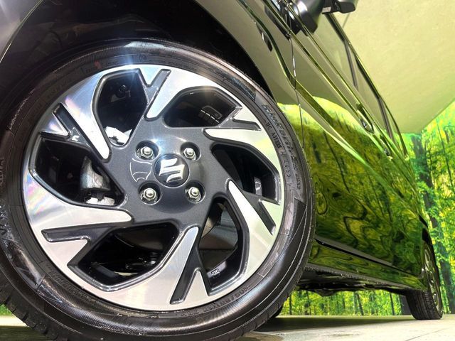 SUZUKI Spacia custom 4WD 2023