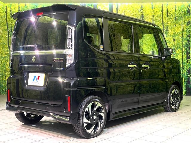 SUZUKI Spacia custom 4WD 2023