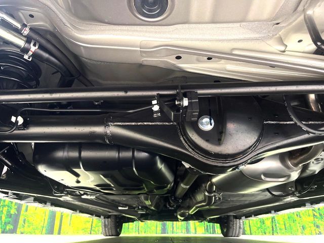 SUZUKI Spacia custom 4WD 2023