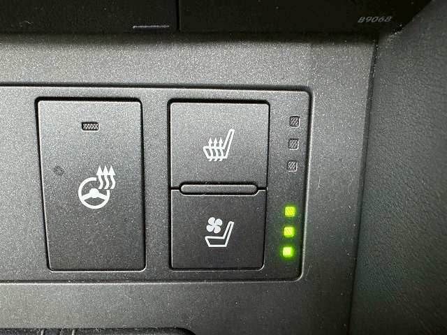 TOYOTA LEXUS RC300h 2015