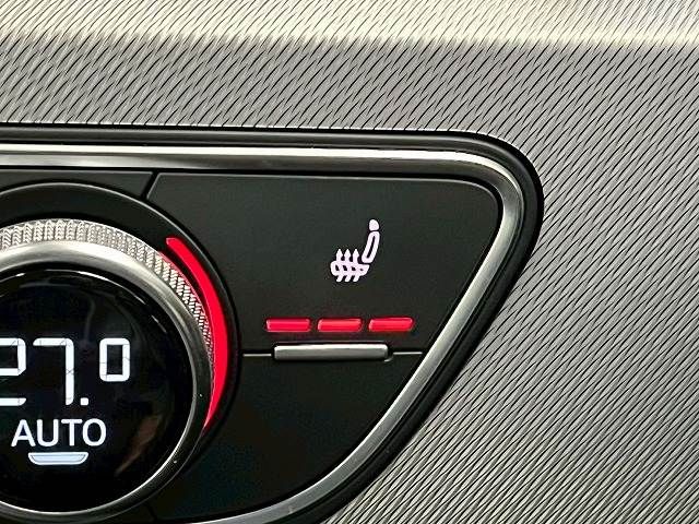 AUDI AUDI A4 AVANT 2021