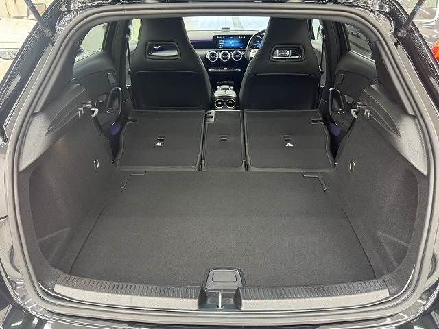 MERCEDES BENZ MERCEDES BENZ A class 2021