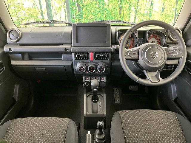 SUZUKI JIMNY NOMADE 2025