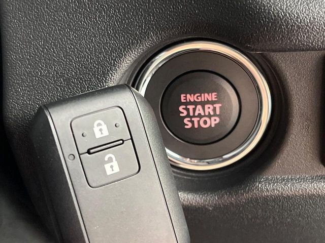 SUZUKI JIMNY NOMADE 2025