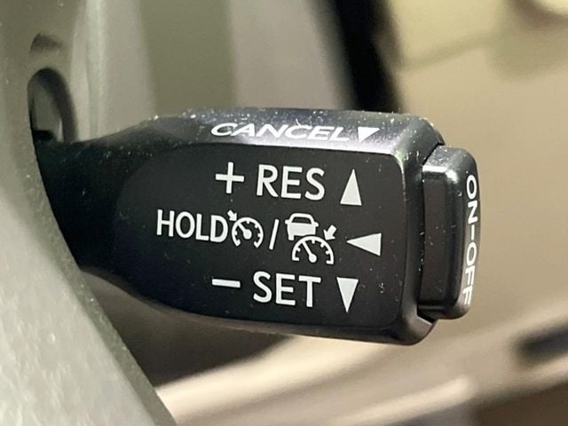 TOYOTA LANDCRUISER PRADO 2022