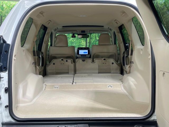 TOYOTA LANDCRUISER PRADO 2022