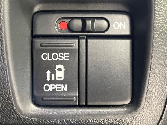 HONDA N BOX CUSTOM 2017