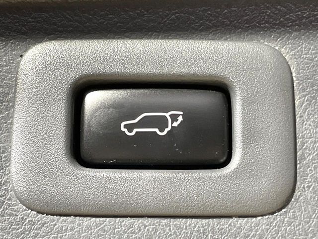 TOYOTA VELLFIRE 4WD 2013