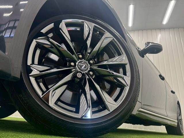 TOYOTA LEXUS LS500 2021