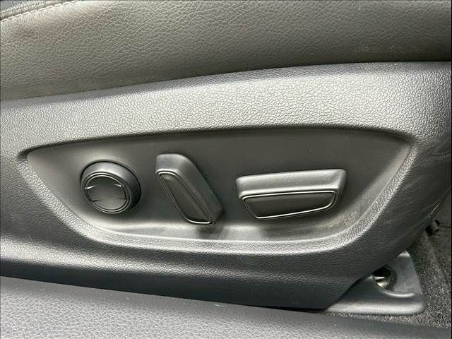 TOYOTA CAMRY HYBRID 2022