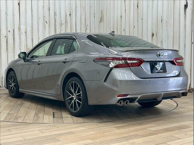 TOYOTA CAMRY HYBRID 2022