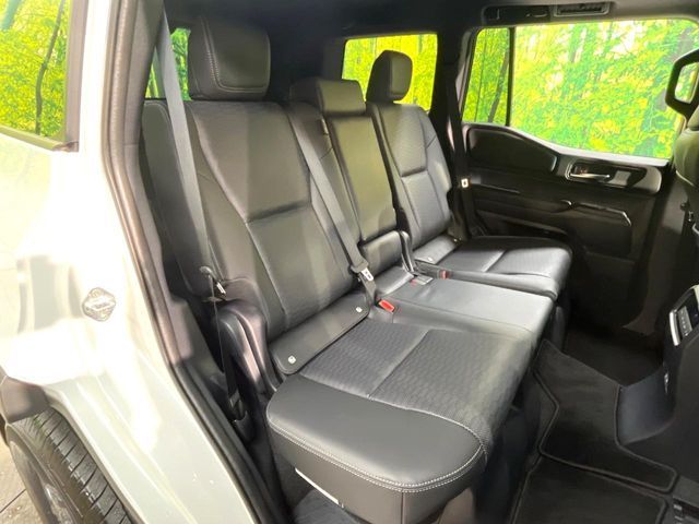 TOYOTA LANDCRUISER 250 2024