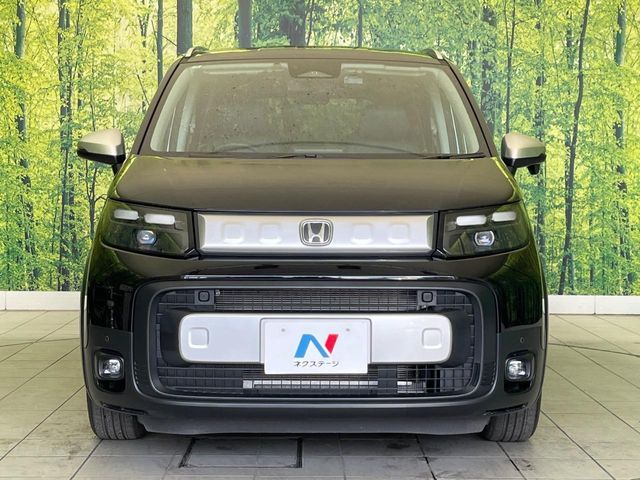 HONDA FREED 2024