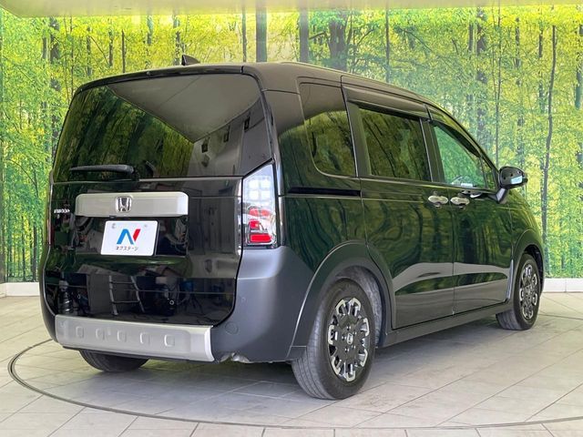 HONDA FREED 2024