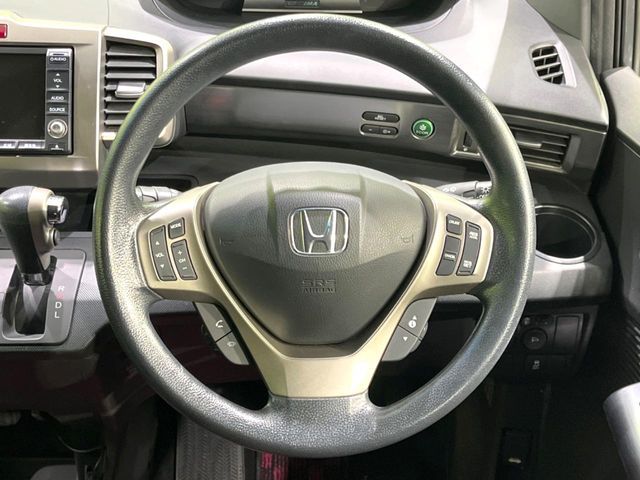 HONDA FREED Spike HYBRID 2013