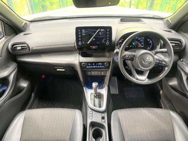 TOYOTA YARIS CROSS HYBRID 2023