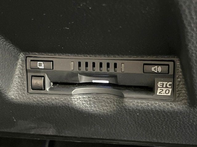 TOYOTA YARIS CROSS HYBRID 2023